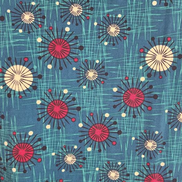 NEW LuLaRoe LLR Green Starburst Irma Hi-Low Tunic Short Sleeve Top Women Sz XXS - Picture 2 of 9